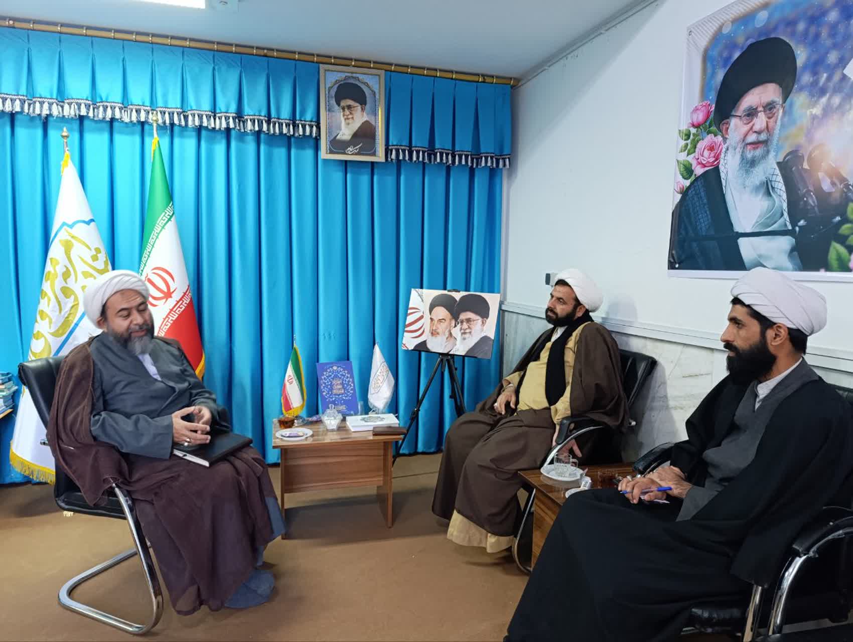 بررسی معضلات محلات با محوریت مساجد