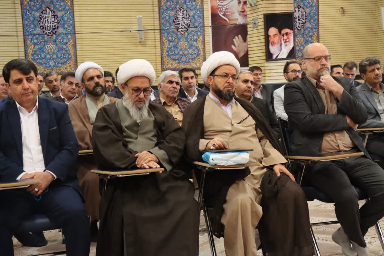 تأکید نماینده ولی‌فقیه بر الگو بودن مدیران در عمل به احکام اسلامی