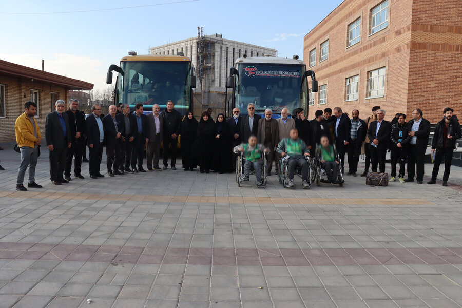اعزام ۶۰ نفر از توان یابان مرکز توانبخشی حضرت ابوالفضل(ع) اردبیل به مشهد مقدس به مناسبت هفته بزرگداشت افراد دارای معلولیت