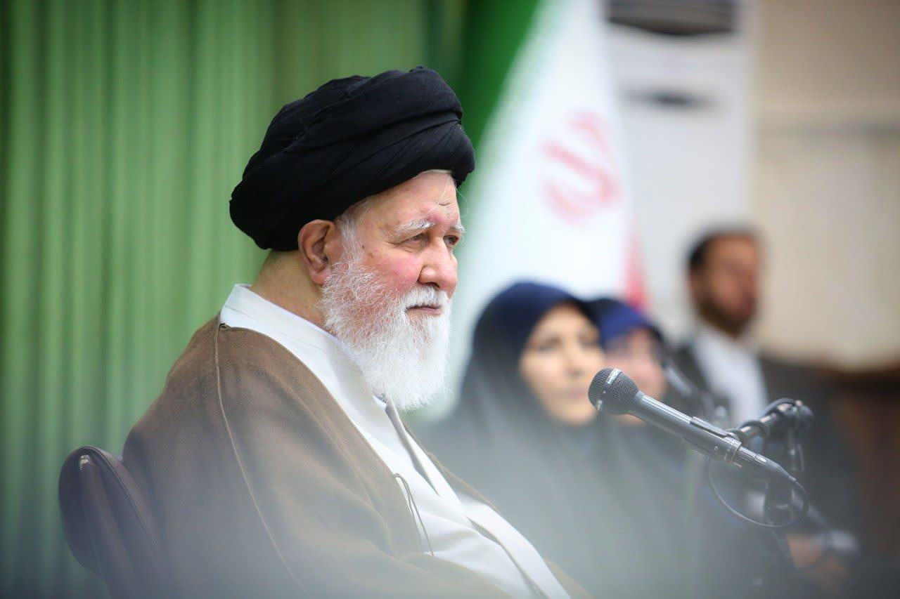 مشهد شهر زیارتی است نه گردشگری 