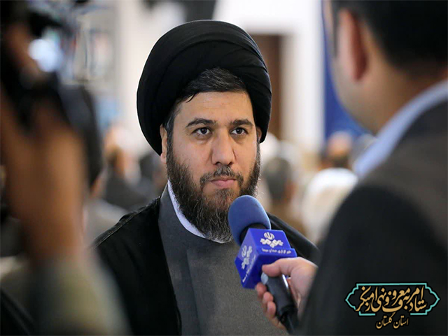 تأکید بر نقش الگوساز بانوان در جامعه با تبیین سیره تربیتی حضرت ام‌البنین (س)