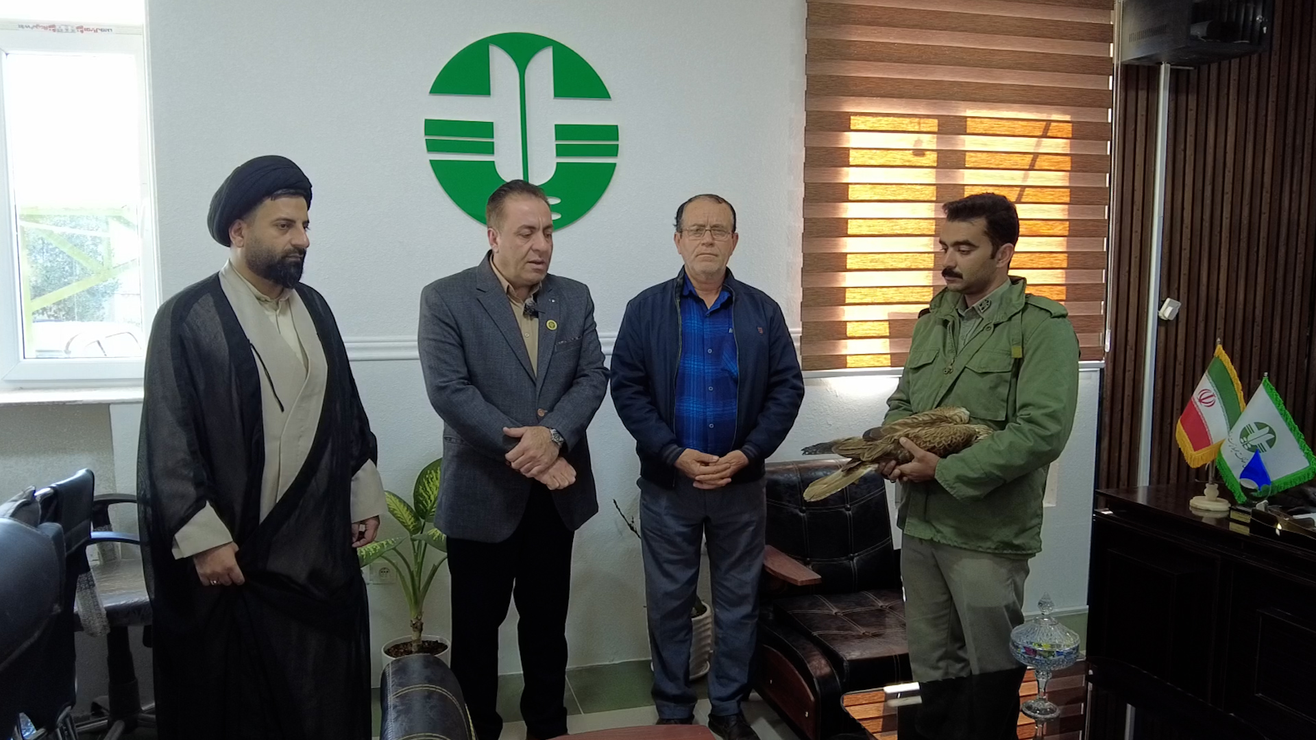 کمک به حفظ چرخه حیات و صیانت از محیط زیست، مصداق روشن و عملی یک «کار معروف» است.