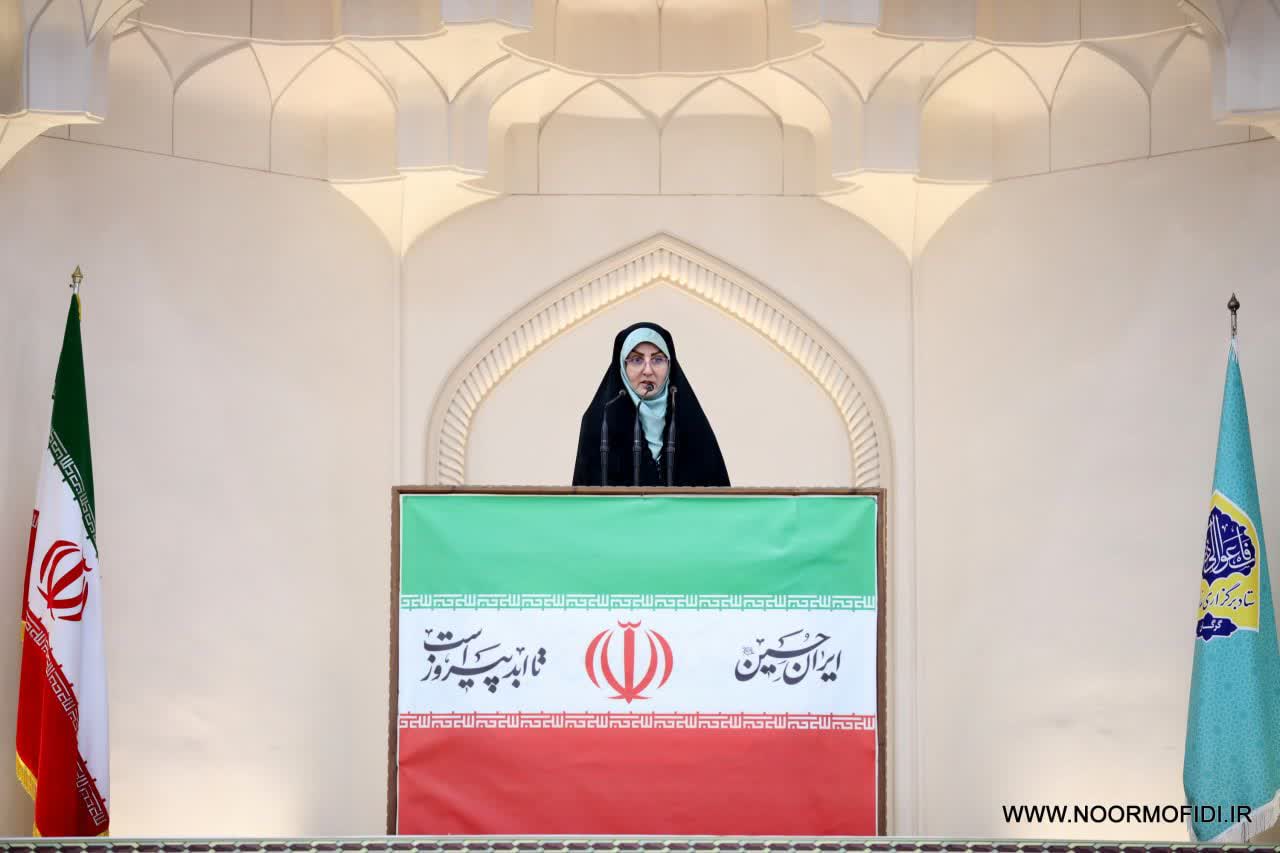 طرحی نو در گلستان: سخنرانی بانوان فرهیخته پیش از خطبه‌های نماز جمعه