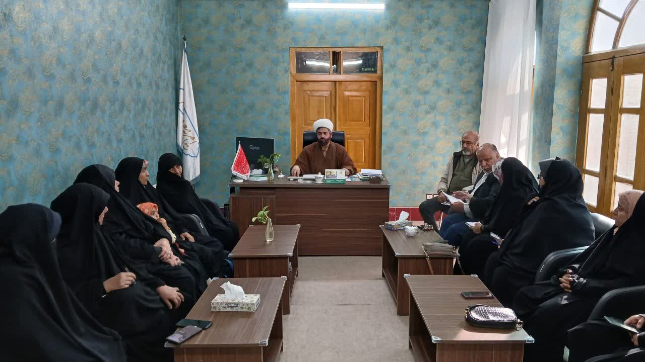 دبیر ستاد امربه‌معروف استان یزد با سرگروه‌های محلات دیدار و گفتگو کرد