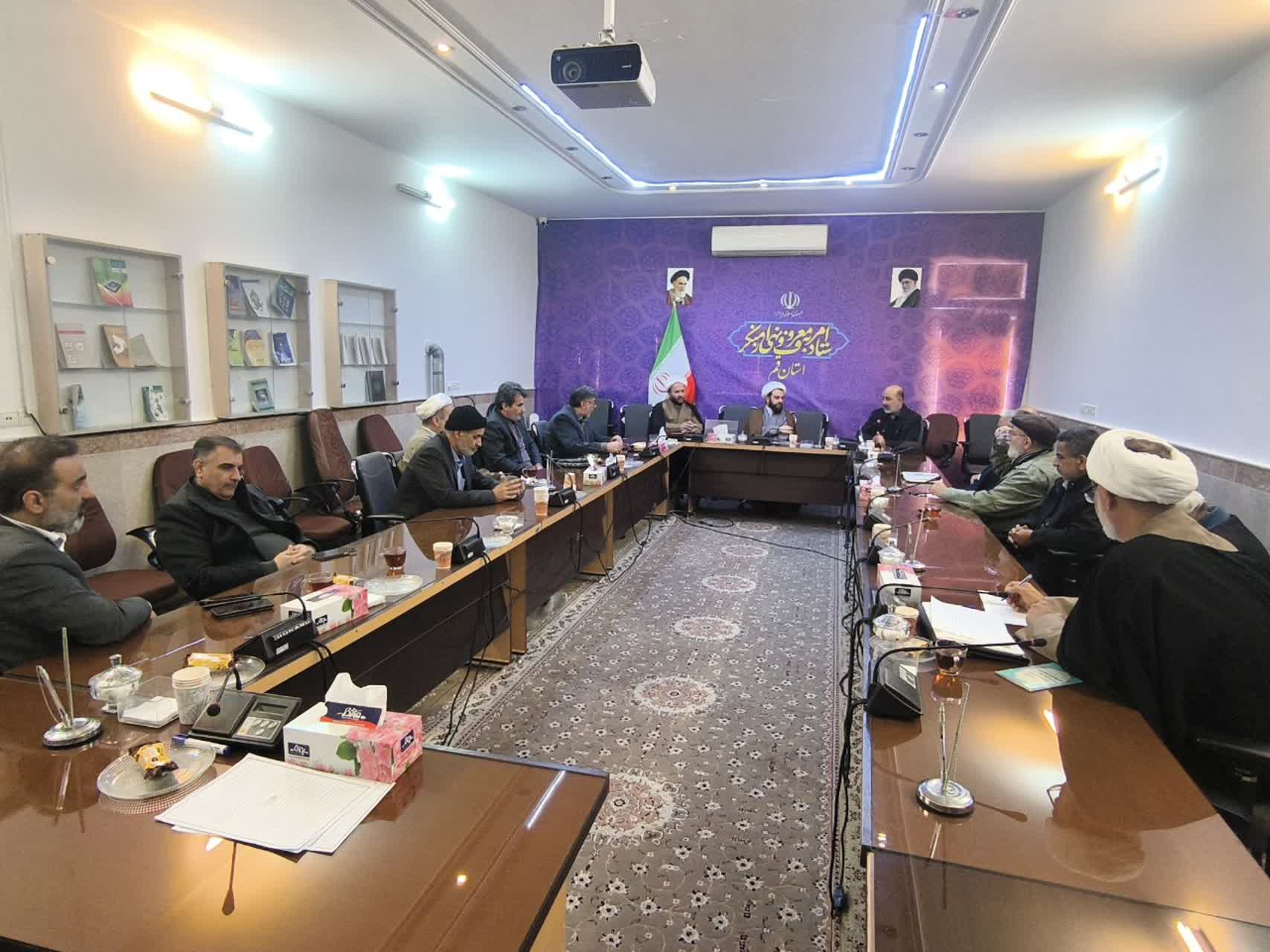 برگزاری نشست مشترک دبیر ستاد امر به معروف استان قم با تشکل شهید حسن باقری