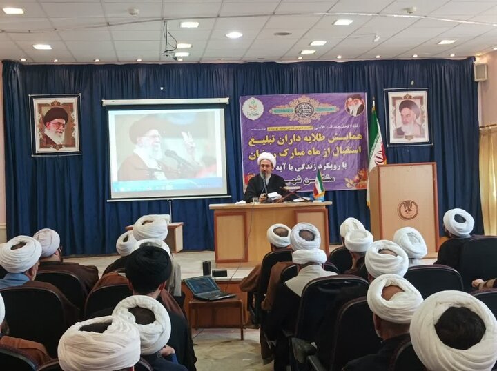 طلایه‌داران تبلیغ پیشگامان جبهه فرهنگی انقلاب هستند