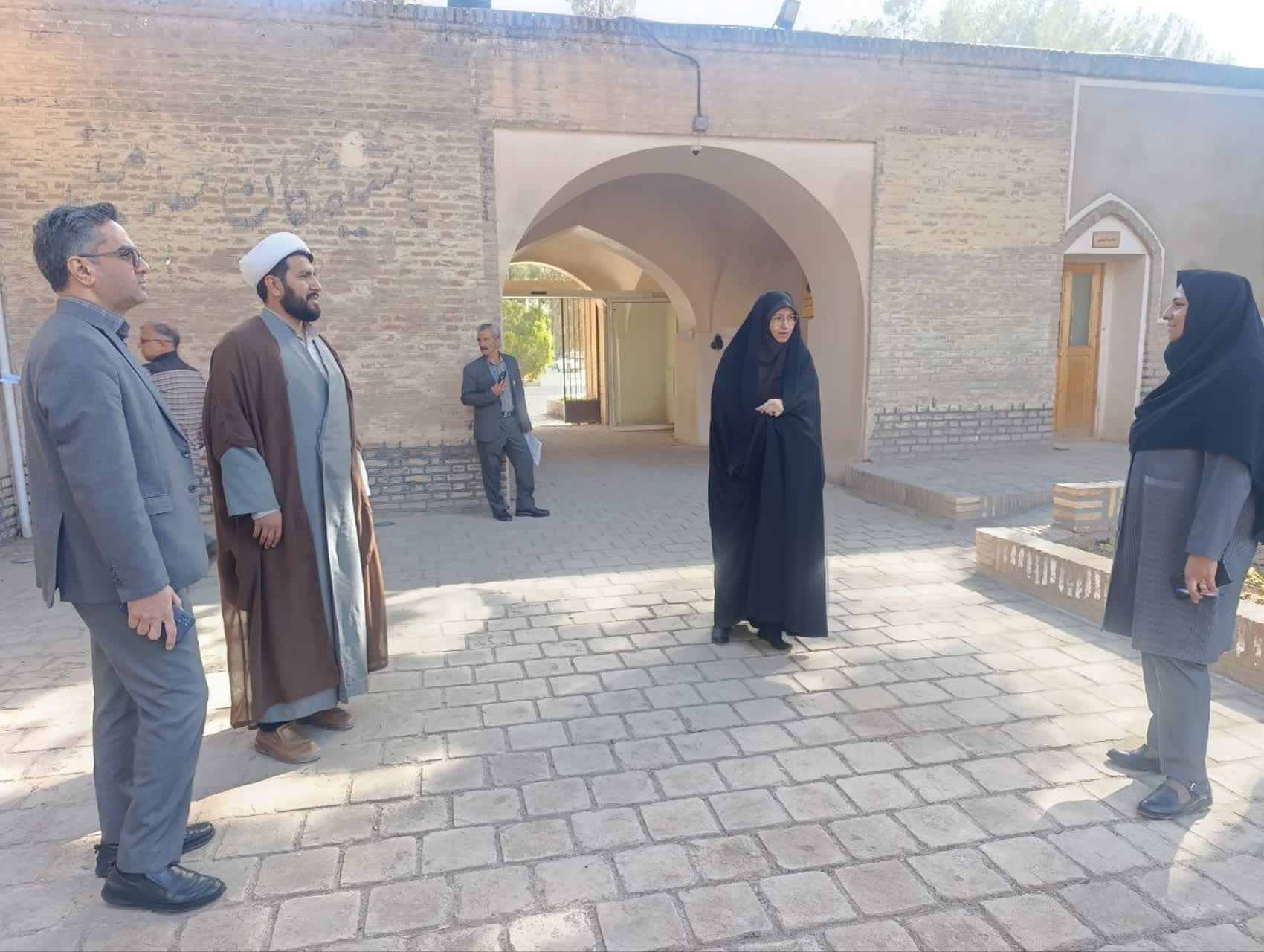 نظارت ستادی و خداقوت به کارکنان شهرداری بیرجند و اداره کل میراث فرهنگی استان