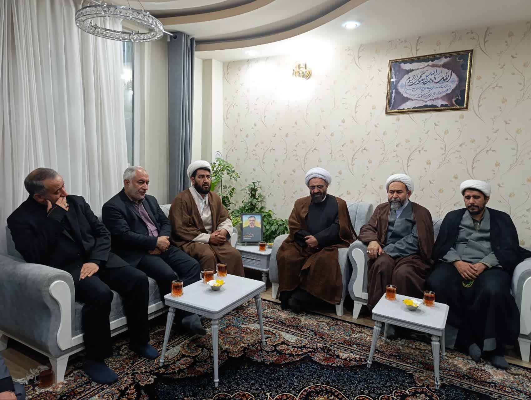 🔸 دیدار با خانواده گرانقدر شهید اورادی 