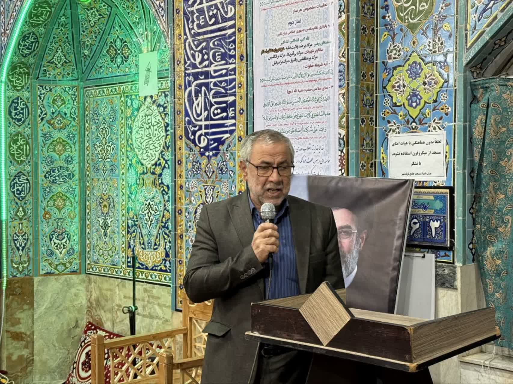 سخنرانی آقای قربانی معاونت اجتماعی ستاد امربه معروف ونهی از منکر استان گیلان درتجمعات شبانه بخش تولم شهر صومعه سرا 