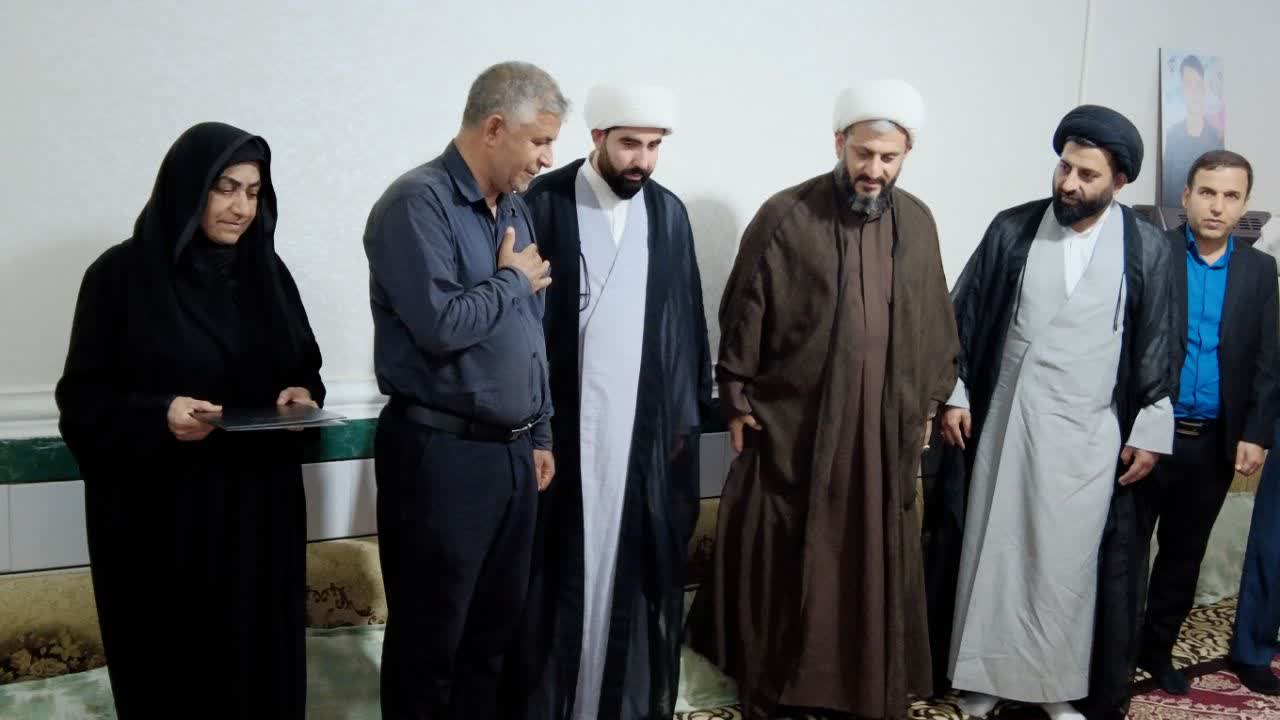 عنوان احیاگر معروف زیبنده نام شهدای گرانقدر است.