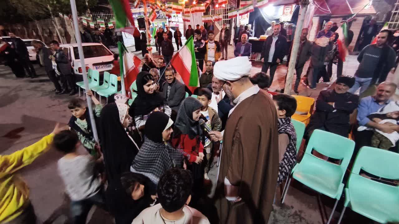 مقاومت و پیروزی نهایی برای مسلمین و شکست قطعی برای دشمنان است.