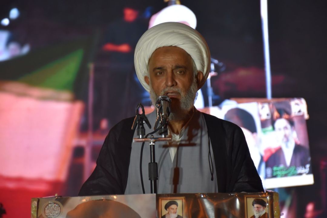 فرعون‌ها درنیل غرق می‌شوند، زمین برای صالحان می‌ماند