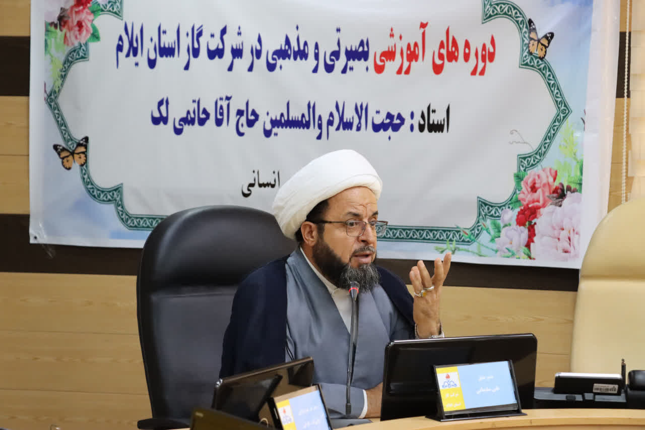 تعالی سازمانی از مسیر خودسازی، امانت‌داری و خدمت صادقانه به مردم محقق می‌شود