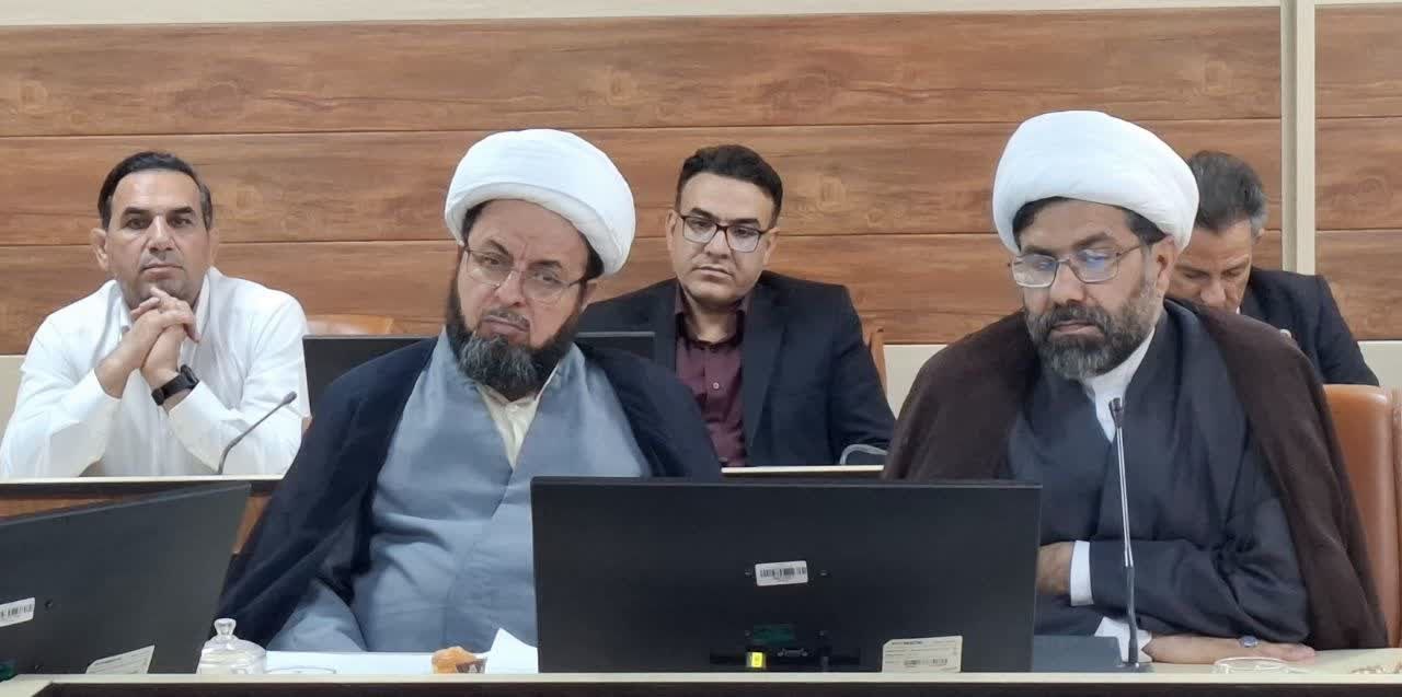 تجلیل از فعالان عرصه دفاع و مقاومت در ایلام همزمان با دهه احیای امر به معروف و نهی از منکر