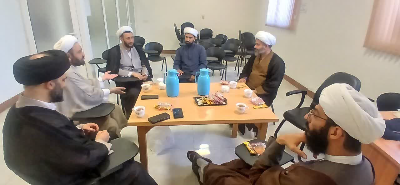 دبیر ستاد امربه‌معروف استان یزد با فعالان حوزه تبلیغ امربه‌معروف قم دیدار و گفتگو کرد