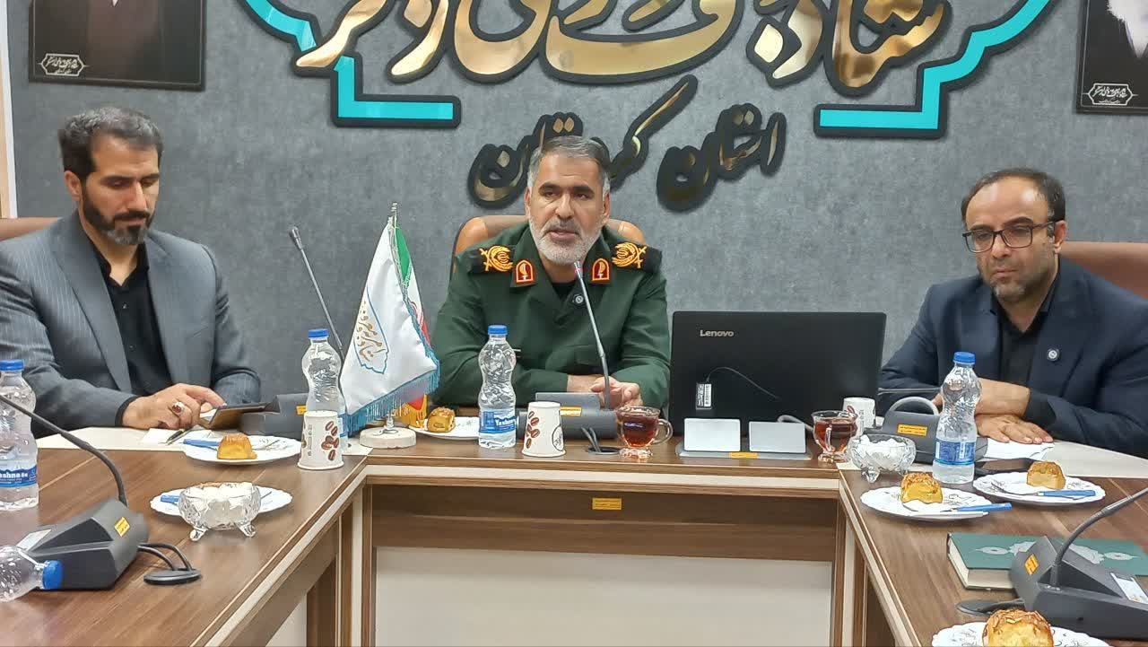 دشمن از حضور مردم در صحنه غافلگیر شد/ هیچ قدرتی جای مردم را در انقلاب اسلامی نمی‌گیرد