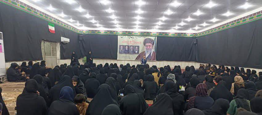 دومین نشست بانوان فعال با موضوع سبک زندگی اسلامی و فرزندآوری در دزفول برگزار شد