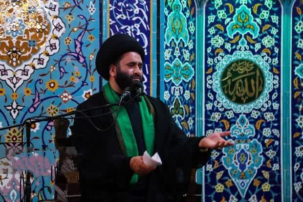 حفظ وحدت و بصیرت، مهمترین وظیفه امروز جامعه است
