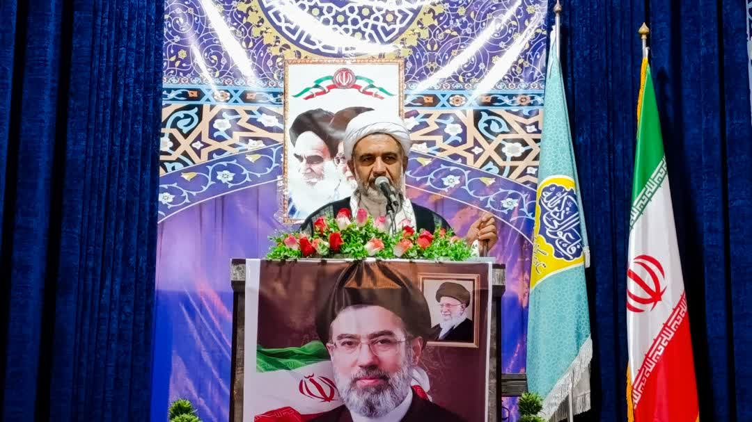 امام جمعه رامهرمز بر ترویج فرهنگ عفاف و حجاب و مدیریت مصرف انرژی تأکید کرد