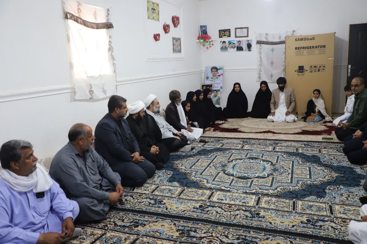 تجلیل آیت‌الله محامی از خانواده شهید محمدرضا شاقوزائی