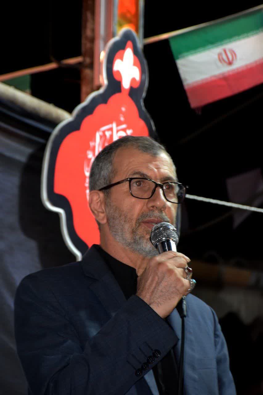 ما با امام شهیدمان عهد بستیم که ذلت نپذیریم