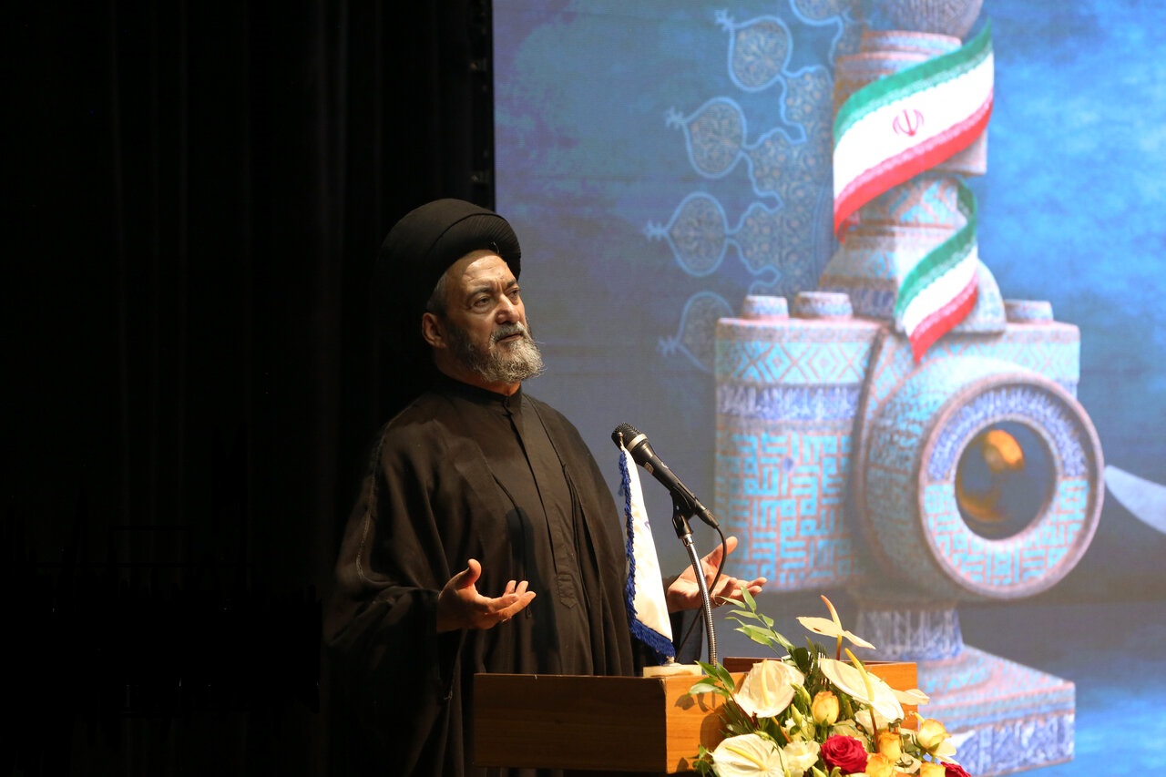 خبرنگاران، حریت خود را فدای معامله‌های سیاسی نکنند 