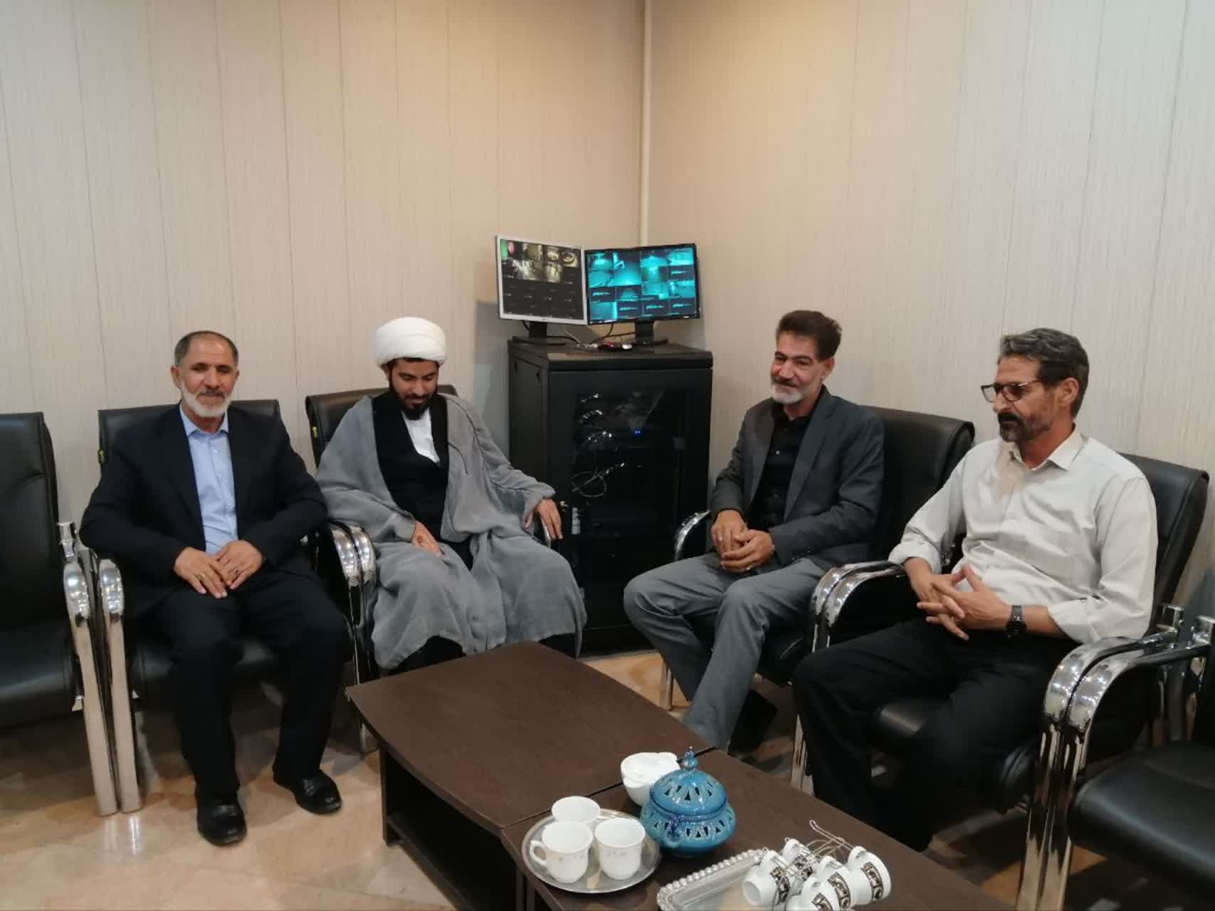 نشست بررسی راهکارهای ترویج فرهنگ اخلاقی و عفاف در فضاهای فرهنگی ازنا برگزار شد.