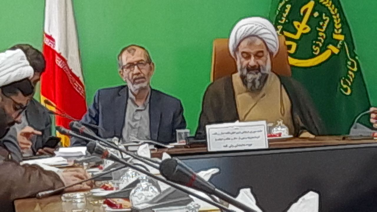 تأکید بر ارتقای سلامت اداری و مقابله با آسیب‌های فضای مجازی