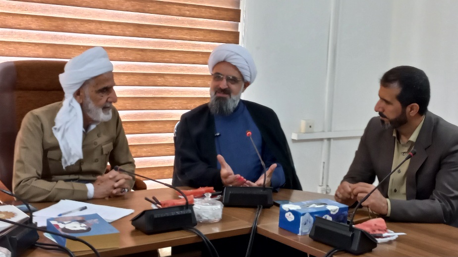 هر سخنی که وحدت را مخدوش کند، مصداق منکر است