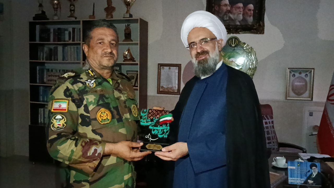 تجلیل ستاد امر به معروف از نقش لشکر ۲۸ کردستان در صیانت از امنیت و اقتدار کشور