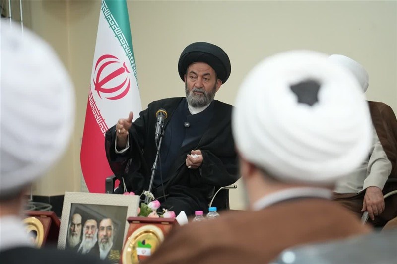 روحانیون جهاد تبیین را الگوی معرفتی نظام اسلامی بدانند 