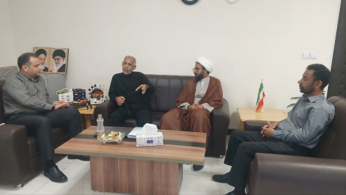 پیگیری مطالبات مردمی درباره گرانی‌ها در دیدار دبیر ستاد امر به معروف قشم با مدیر اصناف منطقه آزاد